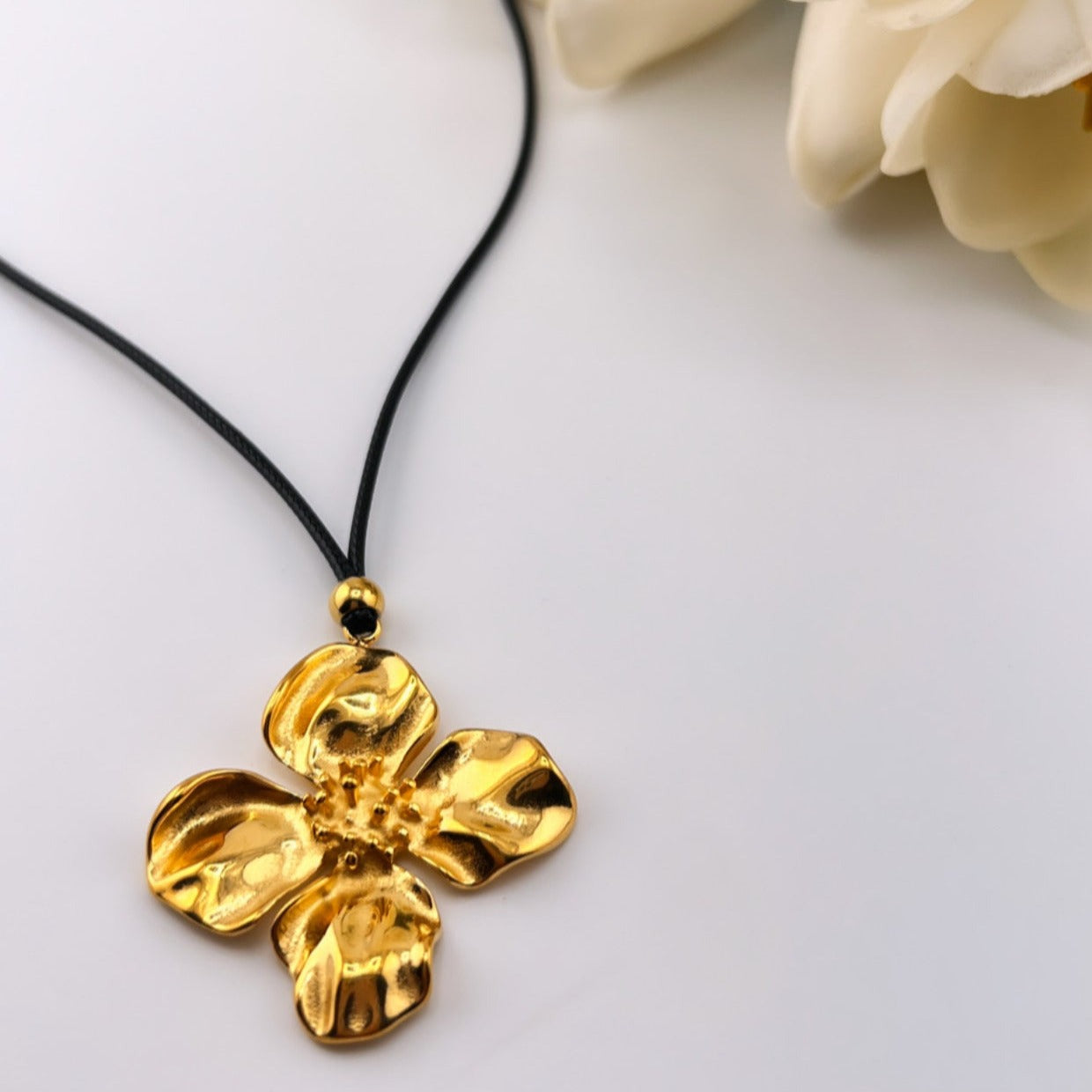 Flower Drop Necklace