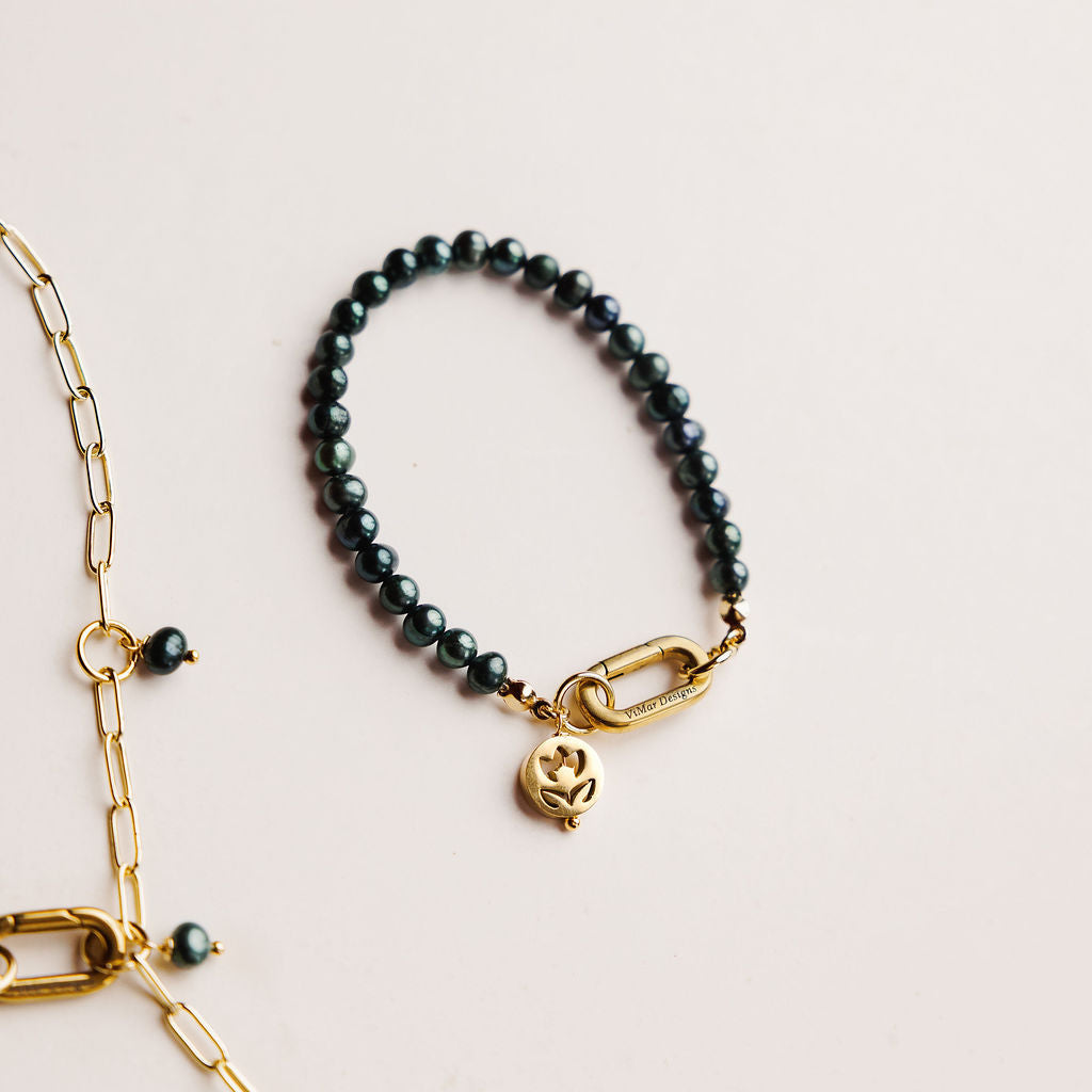 Green Pearls Bracelet