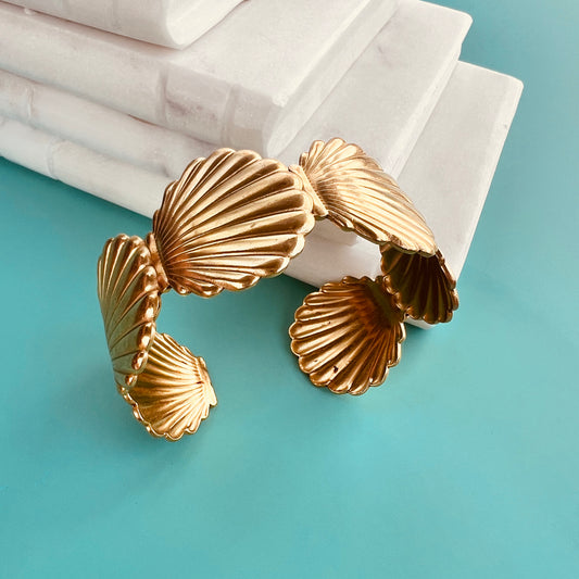 Chunky Shell Bracelet