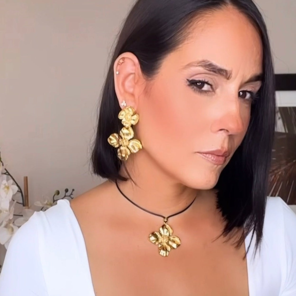 Flower Drop Necklace