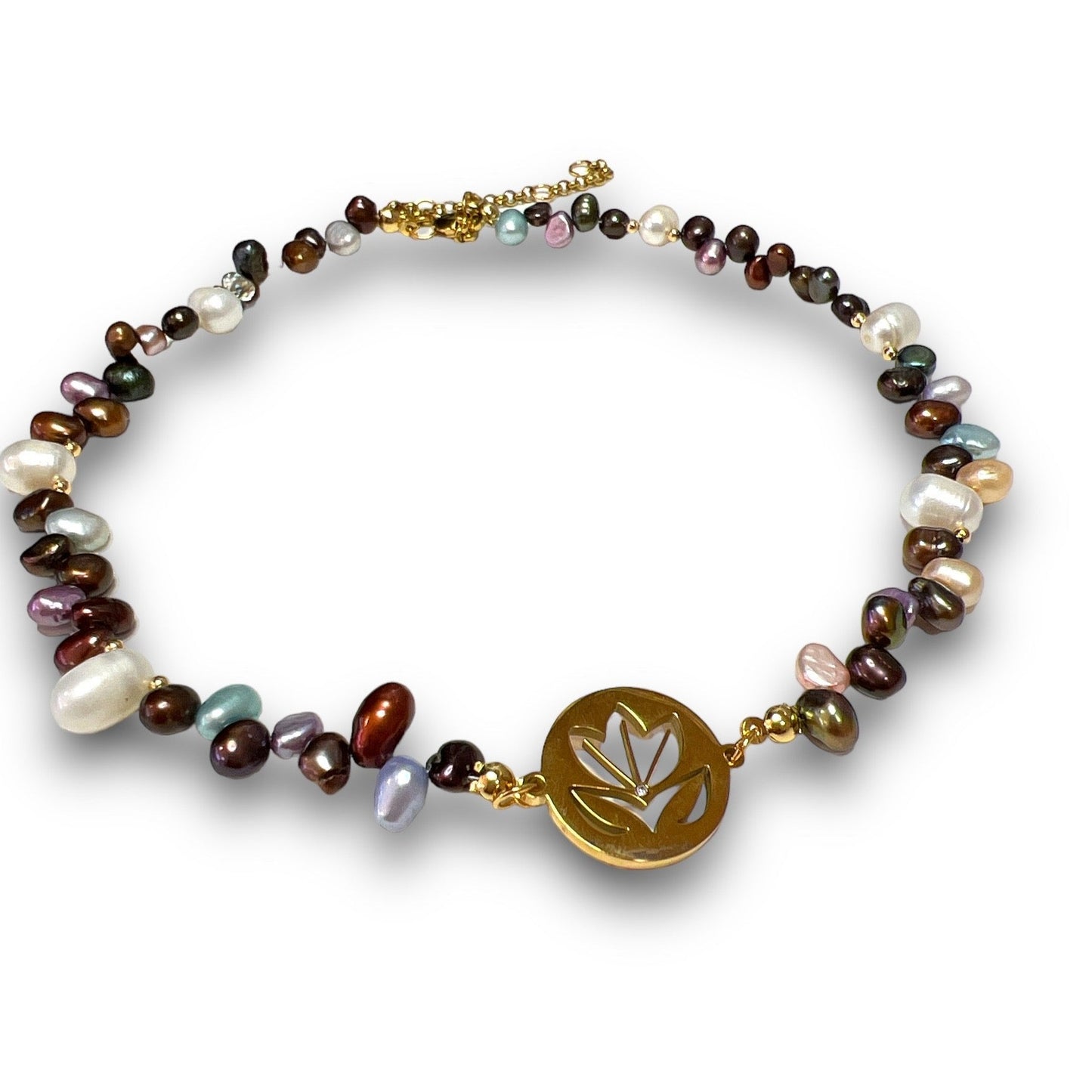 Signature Pearl Necklace