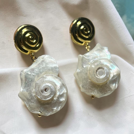 Sea shell earrings