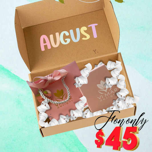 AUGUST GIFT BOX